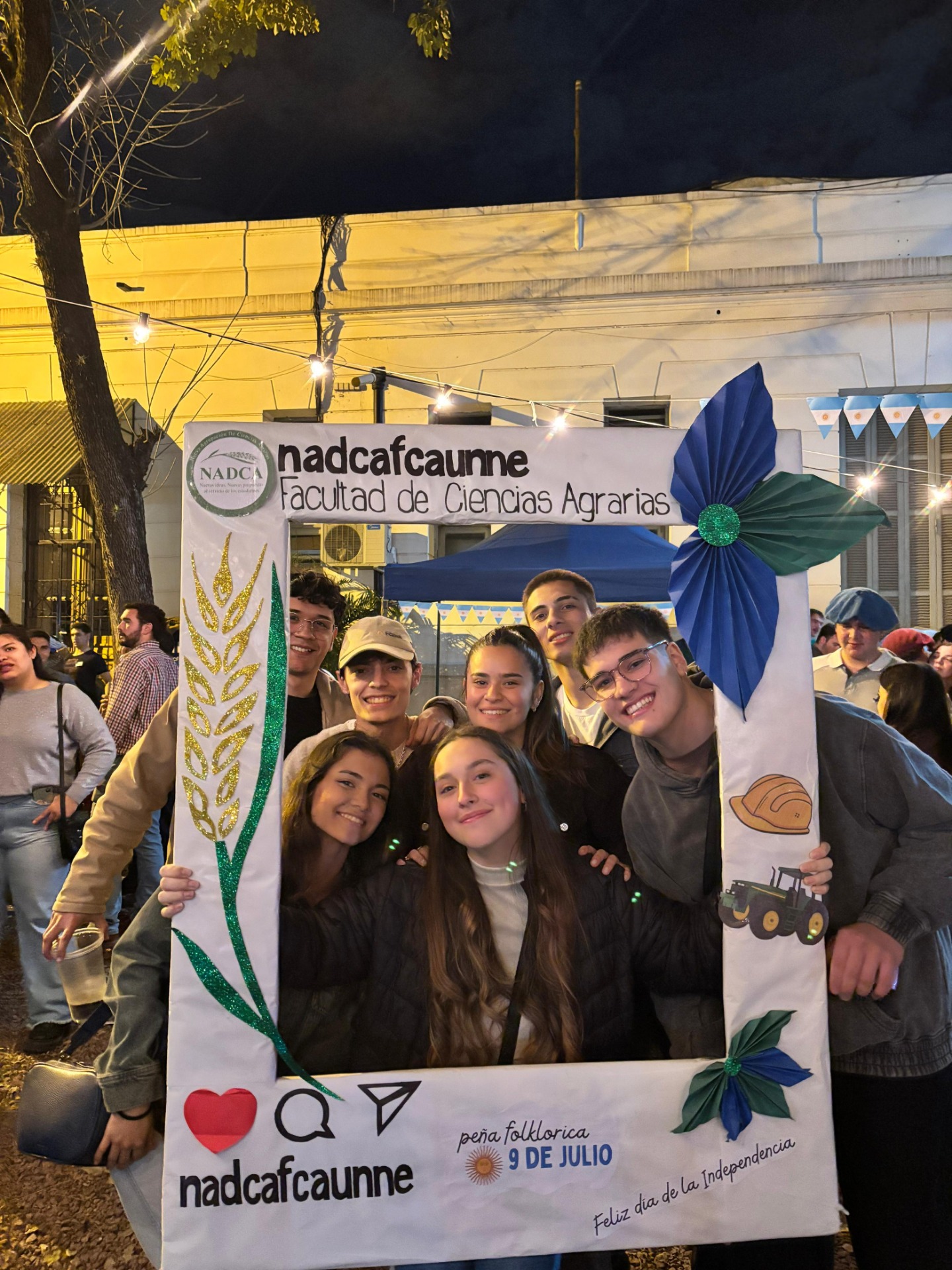 Mini peña folclorica en nuestra carpa